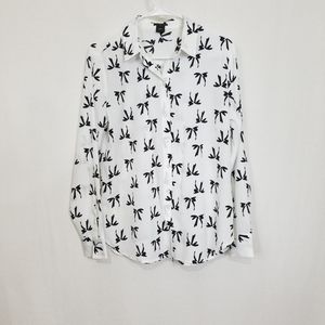 Ann Taylor Black and White Button Down Shirt
